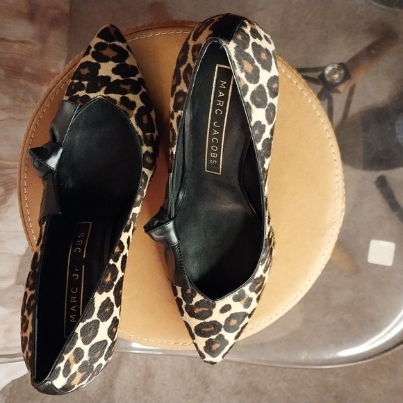 Marc Jacobs pointy toe pumps - Picture 8 of 10